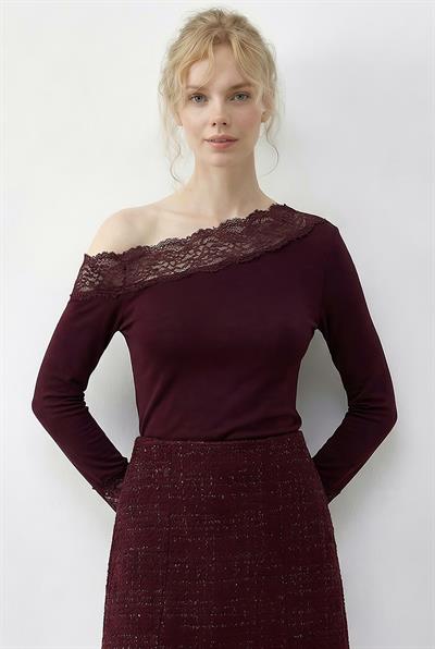 Kadın Dantel Detaylı Madonna Yaka Bluz 1063 60286036 - Bordo