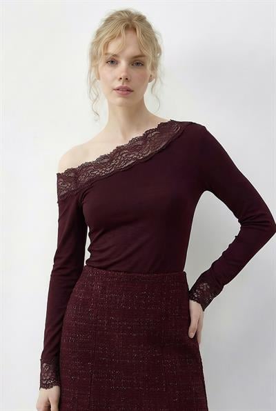 Kadın Dantel Detaylı Madonna Yaka Bluz 1063 60286036 - Bordo