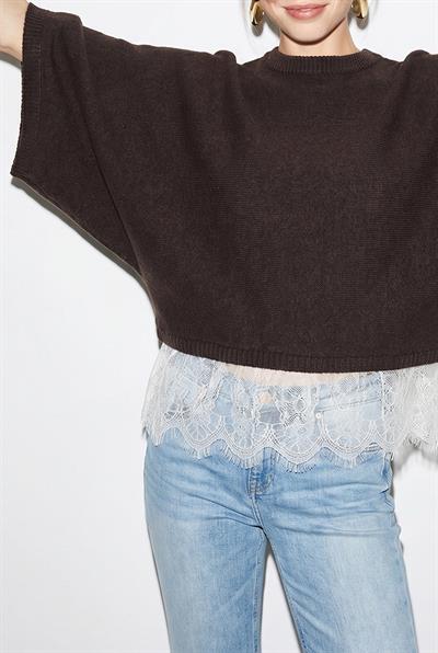 Kadın Dantel Detaylı Yarım Balıkçı Yaka Yarasa Kol Oversize Triko Bluz TK261025 60286174 - Kahve