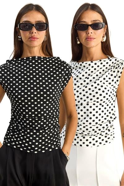 Kadın Degaje Yaka Puantiyeli Yanlardan Büzgü Detaylı Likralı Bluz 6157 60286128 - Ekru-Siyah BLUZ modelleri