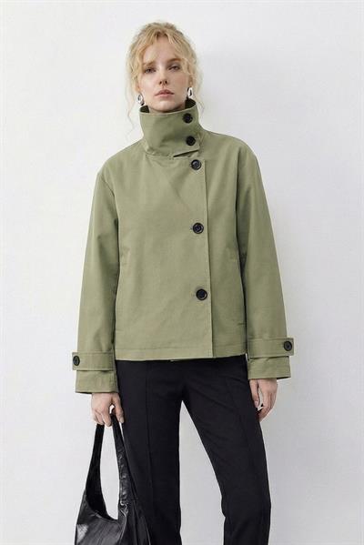 Kadın Dik Yaka Astarlı Cep Detaylı Kısa Trençkot 2081 60283980 - Haki