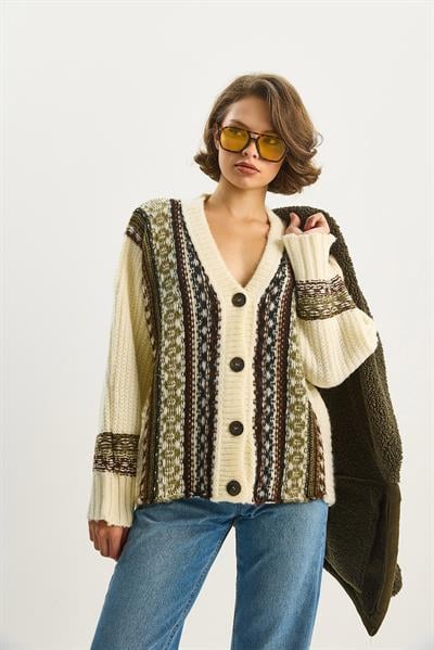 Kadın Etnik Desenli Oversize V Yaka Düğmeli Kalın Triko Hırka 5057 60283576 - Krem