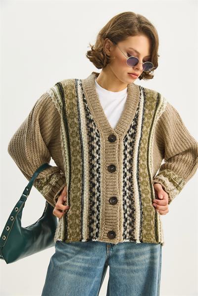 Kadın Etnik Desenli Oversize V Yaka Düğmeli Kalın Triko Hırka 5057 60283576 - Vizon