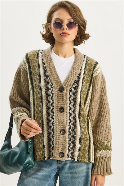 Kadın Etnik Desenli Oversize V Yaka Düğmeli Kalın Triko Hırka 5057 60283576 - Vizon