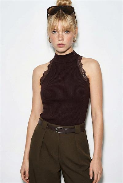 Kadın Fitilli Dantel Detaylı Halter Yaka Bluz 1082 60286070 - Acı Kahve