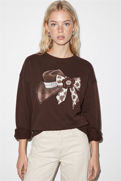 Kadın Fiyonk Baskılı Taş Detaylı Oversize Üç İplik Sweatshirt 2283 60286479 - Acı Kahve