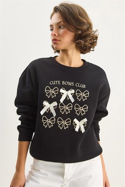 Kadın Fiyonk Nakışlı Kurdele Aksesuarlı Üç İplik Şardonlu Sweatshirt 60601048 - Siyah