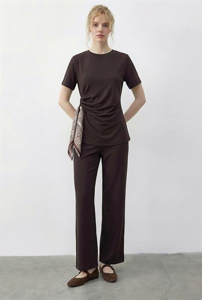 Kadın Fularlı Bağlama Detaylı T-Shirt Yüksek Bel Pantolon Alt-Üst Takım 7630 60286041 - Kahverengi