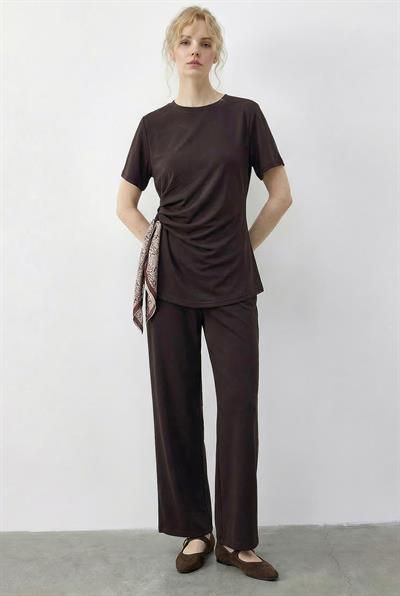 Kadın Fularlı Bağlama Detaylı T-Shirt Yüksek Bel Pantolon Alt-Üst Takım 7630 60286041 - Kahverengi