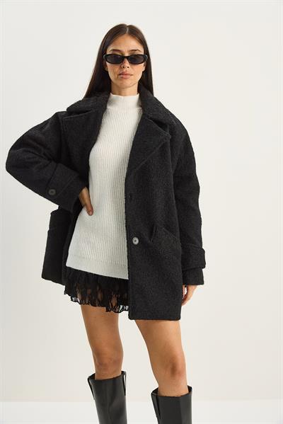 Kadın Geniş Yaka Cep Detaylı Oversize Astarlı Buklet Kaşe Kaban 7033 60283735 - Siyah