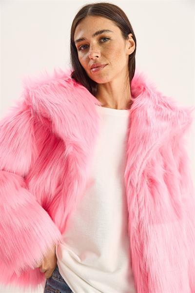 Kadın Geniş Yakalı Astarlı Kısa Premium Suni Kürk Ceket 2770 60261574 - Şeker Pembe