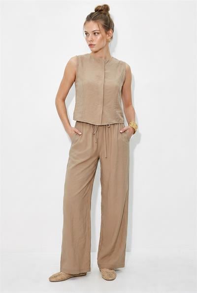 Kadın Gizli Düğme Detaylı Yelek Beli Lastikli Cep Detaylı Bol Pantolon DT261004 60286306 - Bej