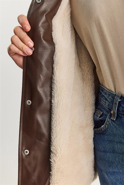 Kadın Gömlek Yaka İçi Kürk Belden Büzgü Ayarlamalı Cep Detaylı Suni Deri Mont 2736 60283571 - Kahve