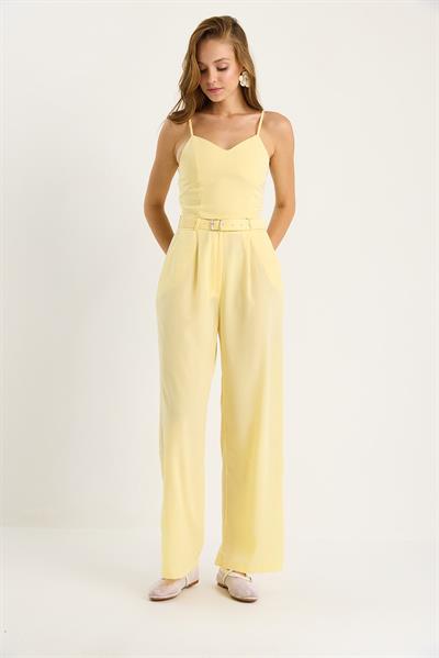 Kadın İnce Askılı Gipe Detaylı Crop Bluz Kemerli Cepli Bol Pantolon Takım 9379 60281104 - Sarı