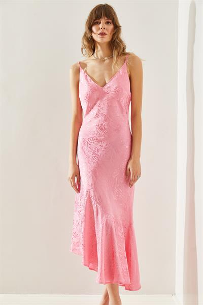 Kadın İp Askılı Saten Jakarlı Asimetrik Etek Uçlu Midi Boy Elbise 60251227 - Pembe