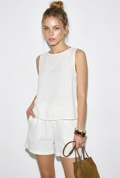 Kadın Kalın Askılı Bluz Beli Lastikli Cep Dataylı Şort Müslin Takım 3310 60283414 - Beyaz