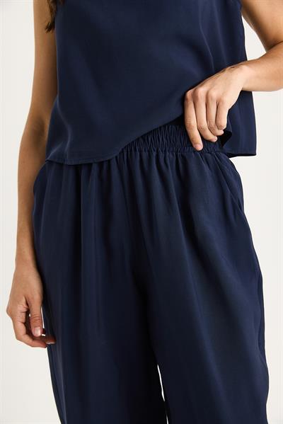 Kadın Kalın Askılı Bluz Beli Lastikli Pantolon Modal Takım 3089 60283231 - Lacivert