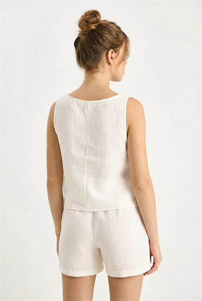 Kadın Kalın Askılı Bluz Beli Lastikli Cep Dataylı Şort Müslin Takım 3310 60283414 - Beyaz