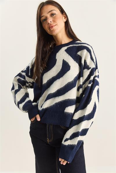 Kadın Kalın Zebra Desenli Bisiklet Yaka Şardonlu Triko Kazak 60285006 - Lacivert-Ekru