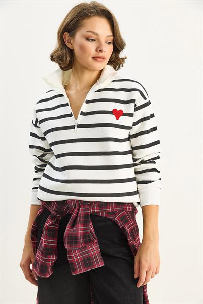 Kadın Kalp Nakışlı Dik Yaka Yarım Fermuarlı Çizgili Sweatshirt 6089 60283714 - Beyaz-Siyah