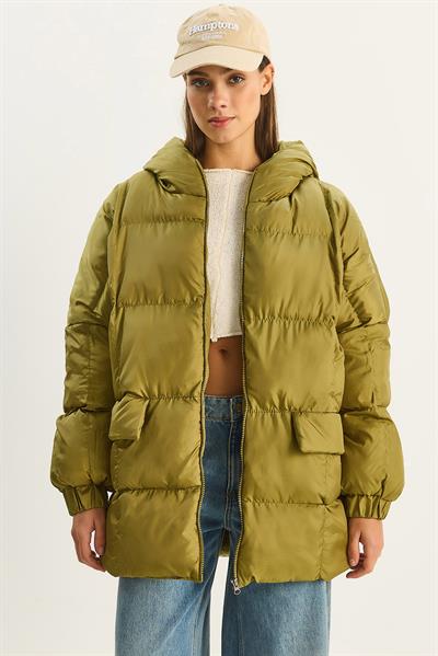 Kadın Kapüşonlu Oversize Yarasa Kol Şişme Mont 60283686 - Yeşil