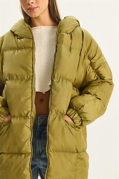 Kadın Kapüşonlu Oversize Yarasa Kol Şişme Mont 60283686 - Yeşil