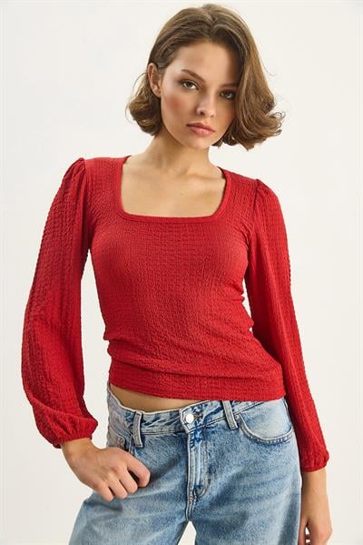 Kadın Kare Yaka Uzun Kollu Gofre Bluz 0442 60283694 - Kırmızı
