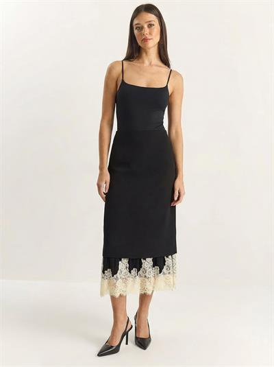 Kadın Katmanlı Dantel Detaylı Astarlı Midi Etek 0936 60283945 - Siyah