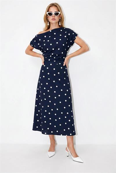 Kadın Kayık Yaka Drape Detaylı Puantiyeli Midi Elbise 8708 60286184 - Lacivert-Ekru
