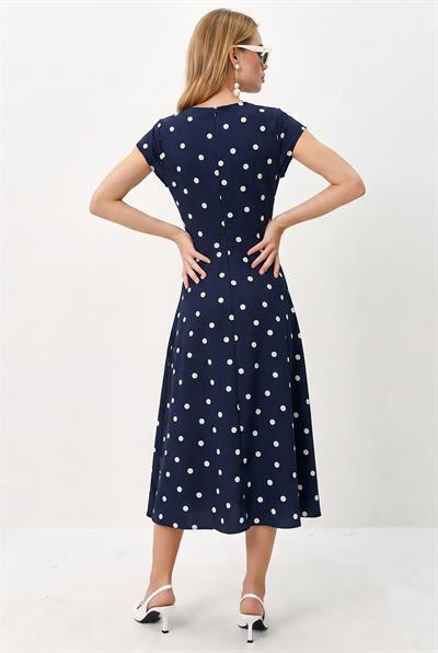 Kadın Kayık Yaka Drape Detaylı Puantiyeli Midi Elbise 8708 60286184 - Lacivert-Ekru