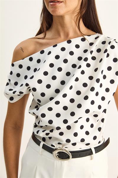 Kadın Kayık Yaka Drapeli Puantiyeli Double Bluz 71779 60286186 - Ekru-Siyah