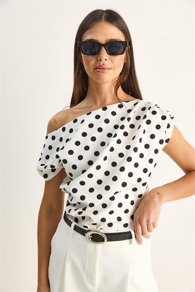 Kadın Kayık Yaka Drapeli Puantiyeli Double Bluz 71779 60286186 - Ekru-Siyah
