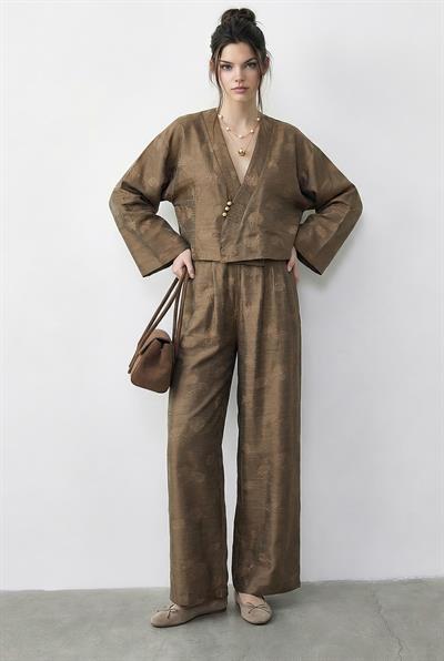 Kadın Kendinden Çiçek Desenli Kruvaze Kimono Salaş Pantolonlu Alt-Üst Takım 60613 60283998 - Haki