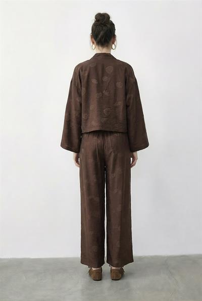 Kadın Kendinden Çiçek Desenli Kruvaze Kimono Salaş Pantolonlu Alt-Üst Takım 60613 60283998 - Acı Kahve