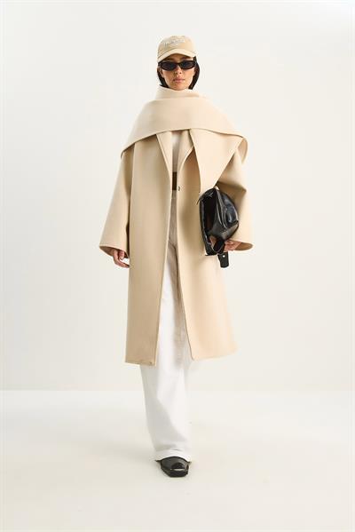 Kadın Klapa Yaka Fular Aksesuarlı Oversize Kaşe Kaban 0215 60283771 - Bej