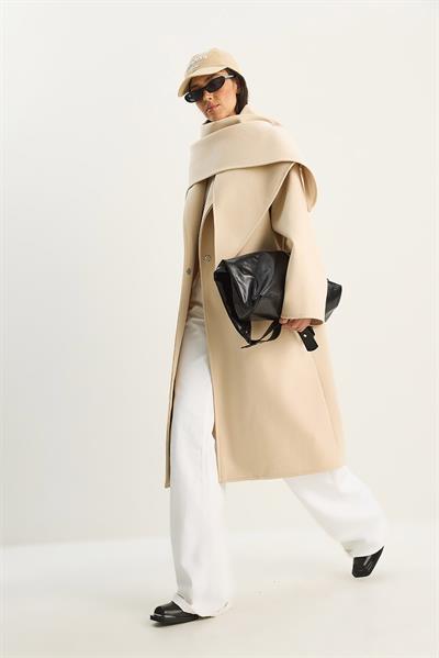 Kadın Klapa Yaka Fular Aksesuarlı Oversize Kaşe Kaban 0215 60283771 - Bej