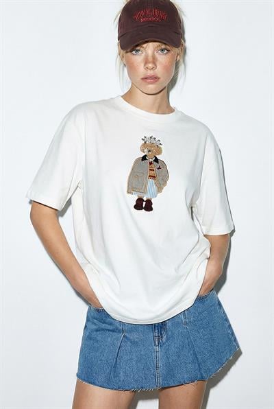 Kadın Köpek Nakışlı Taş İşlemeli Relaxed Fit %100 Pamuk T-Shirt 1077 60286067 - Beyaz