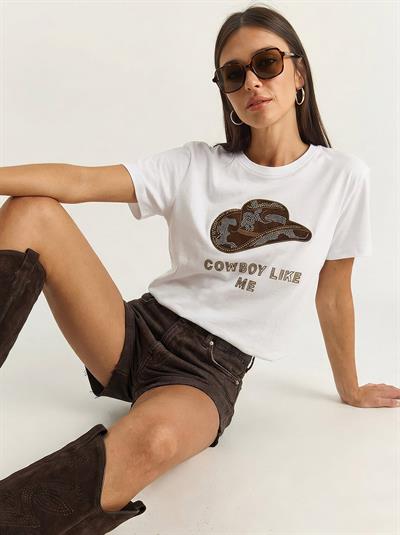 Kadın Kovboy Şapka Nakışlı Boncuk İşlemeli Basic T-Shirt 7581 60283950 - Beyaz