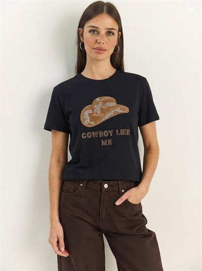 Kadın Kovboy Şapka Nakışlı Boncuk İşlemeli Basic T-Shirt 7581 60283950 - Siyah