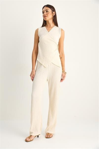 Kadın Kruvaze Yaka Drapeli Aksesuar Detaylı Bluz Beli Lastikli Pantolon Bürümcük Takım 2334 60286191 - Krem