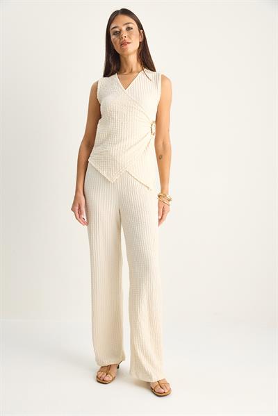 Kadın Kruvaze Yaka Drapeli Aksesuar Detaylı Bluz Beli Lastikli Pantolon Bürümcük Takım 2334 60286191 - Krem
