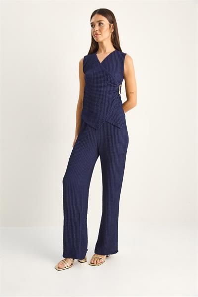 Kadın Kruvaze Yaka Drapeli Aksesuar Detaylı Bluz Beli Lastikli Pantolon Bürümcük Takım 2334 60286191 - Lacivert