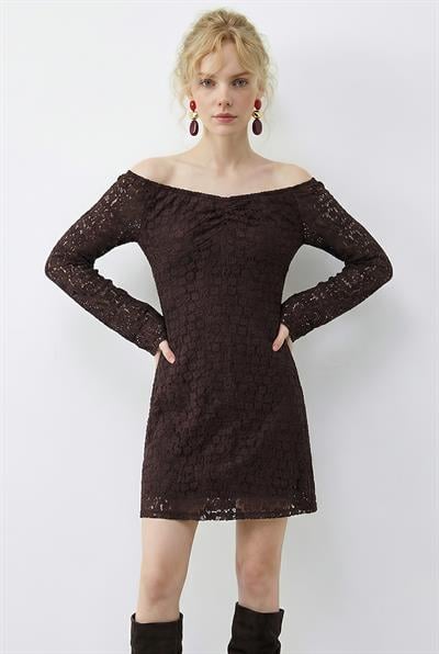 Kadın Lastikli Büzgü Yaka Dantelli Astarlı Ispanyol Kol Mini Elbise 5269 60283929 - Kahverengi