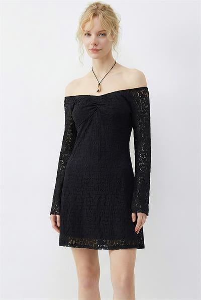 Kadın Lastikli Büzgü Yaka Dantelli Astarlı Ispanyol Kol Mini Elbise 5269 60283929 - Siyah