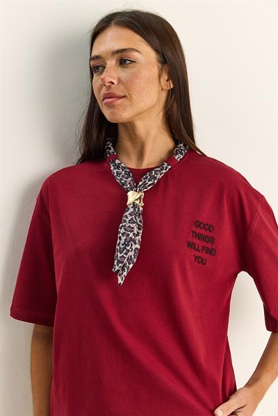 Kadın Leopar Desenli Fular Detaylı Nakışlı Pamuklu Oversize T-Shirt 5298 60283979 - Bordo