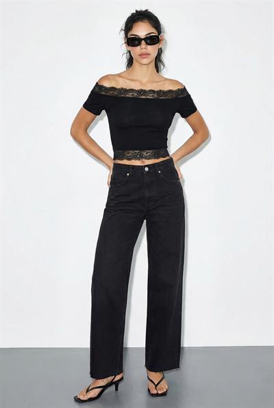 Kadın Madonna Yaka Dantel Detaylı Soft Touch Crop Bluz 0992 60286052 - Siyah