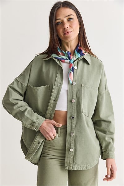 Kadın Mevsimlik Çift Cepli Düğmeli Oversize Denim Gömlek Ceket YC2530 60286689 - Çağla Yeşili
