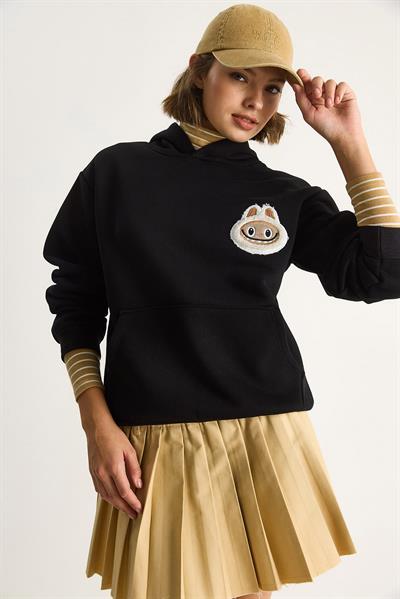 Kadın Nakış İşlemeli Kapüşonlu Kanguru Cepli Sweatshirt 6045 60284098 - Siyah