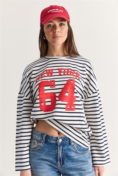Kadın New York 64 Baskılı Çizgili Bisiklet Yaka Oversize Sweatshirt 36074 60286739 - Ekru-Lacivert