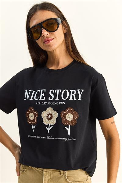 Kadın Nice Story Yazı ve Nakış Detaylı Relaxed Fit T-Shirt 7635 60286116 - Siyah